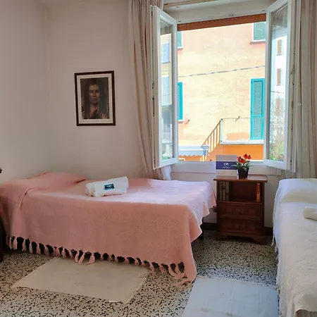 Apartment Cristina's Vintage House By Holiday World Esino Lario
